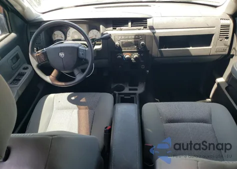 2010 Dodge Dakota Sxt z USA, uszkodzony, nr VIN 1D7CW3GK1AS241534